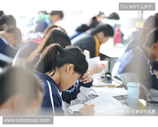 王静谈足球生涯：从青涩球员到职业教练的心路历程与成长故事